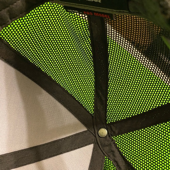 Pacific Headwear two-tone Mens hat - Picture 4 of 5